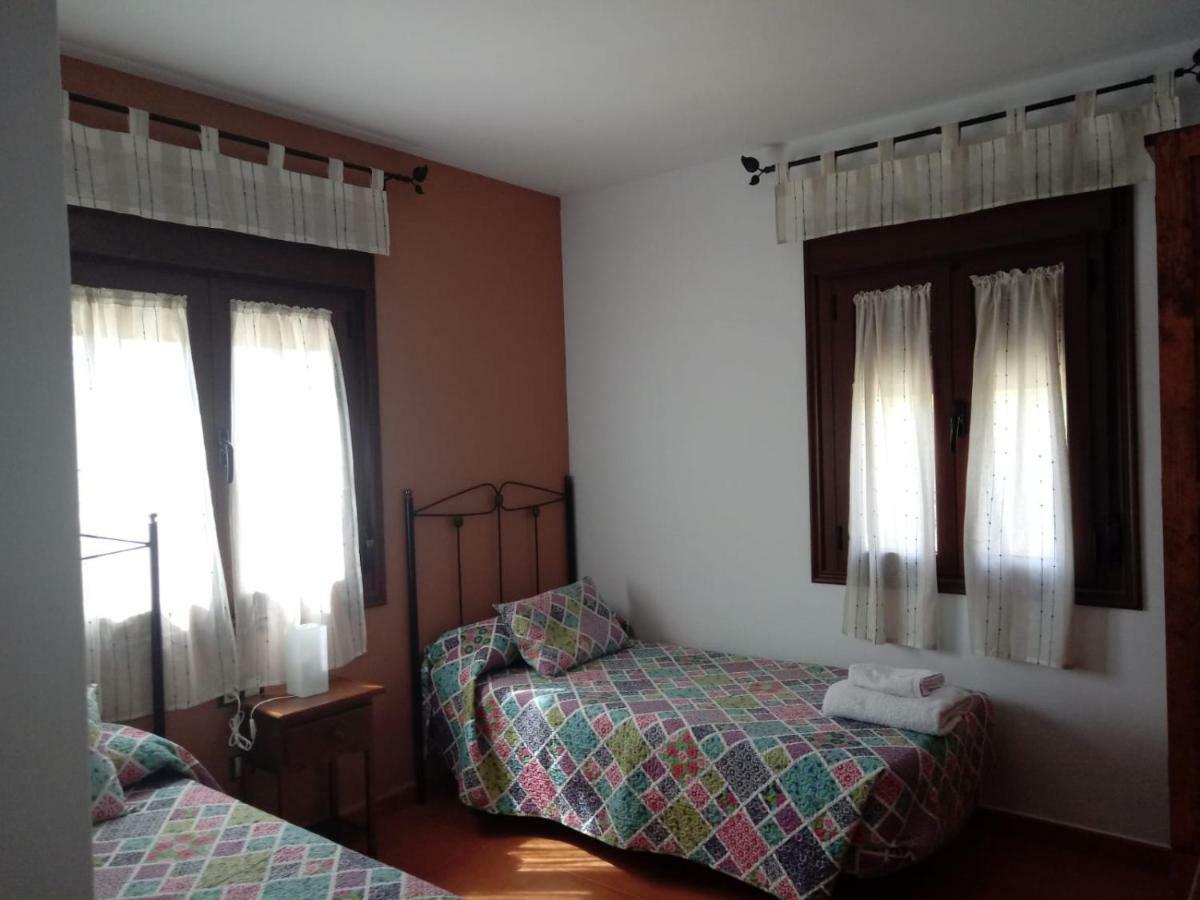 Casa Rural Al-Mofrag Y Apartamentos El Mirador De Monfraguee Villarreal de San Carlos Buitenkant foto